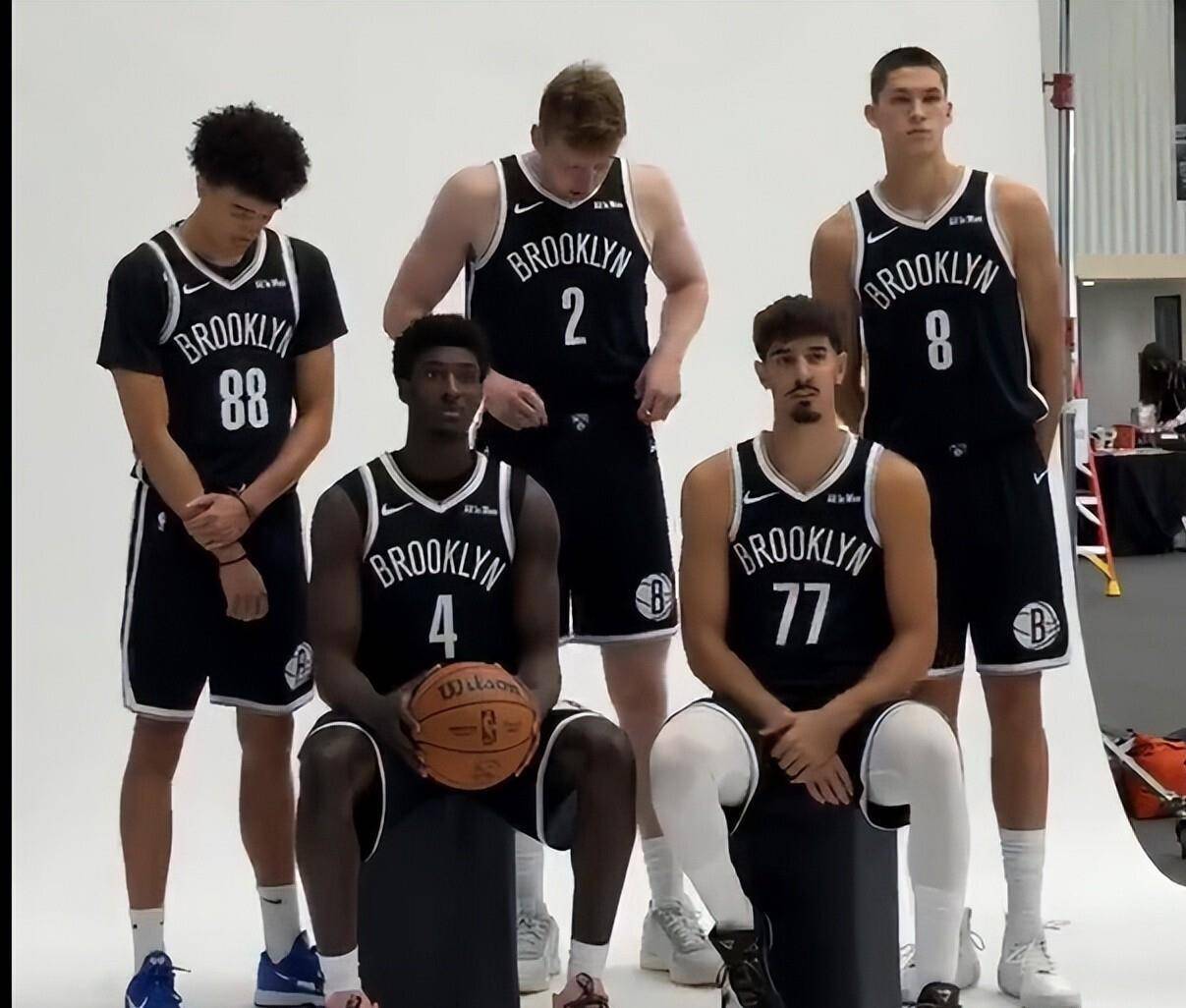 球速体育关于赛地聚焦：NBA常规赛今晚热度飙升，萨克拉门托国王手感冰凉，震撼外界，资深球员宣示担当的信息