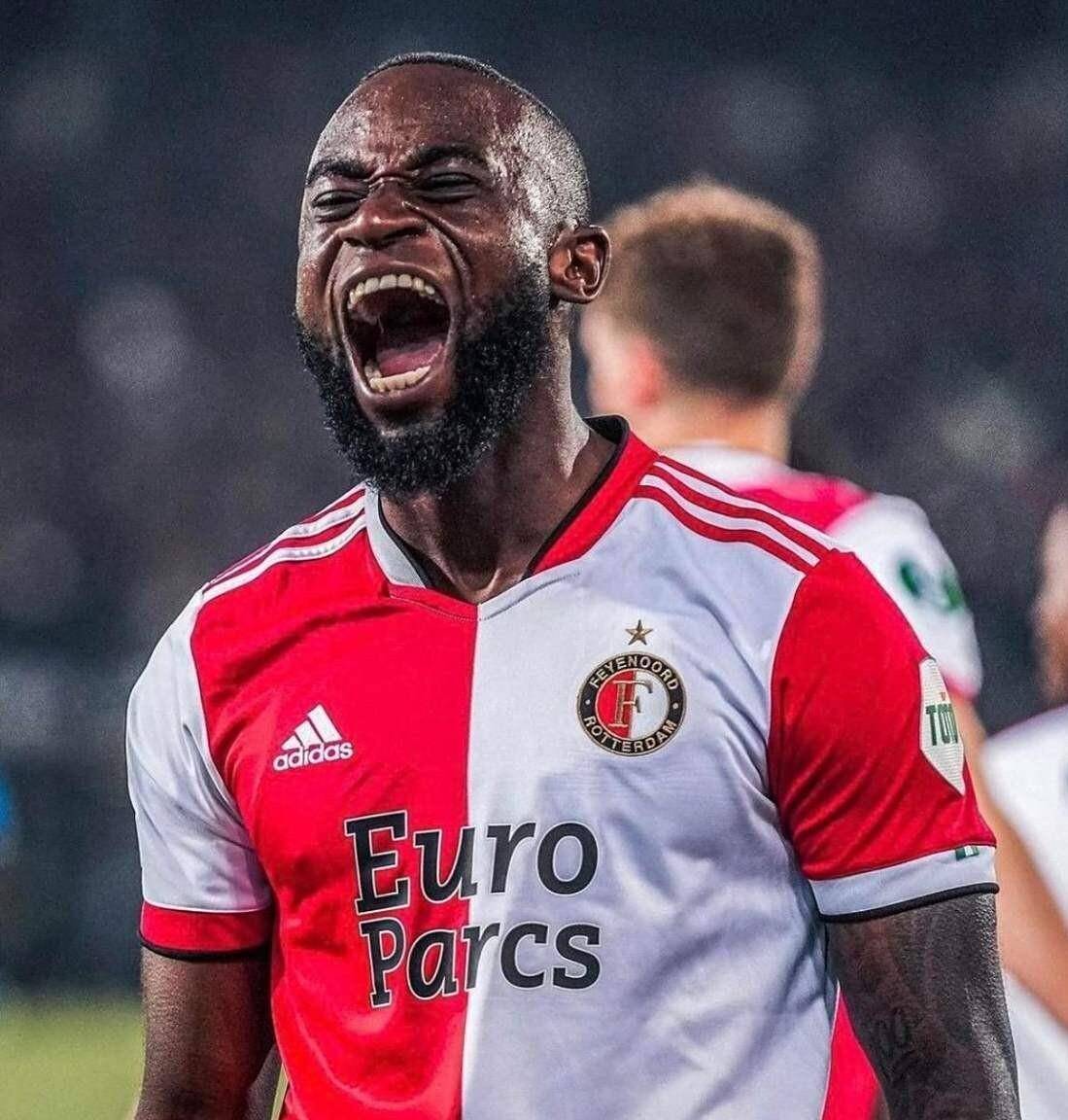 球速足球官网里程碑夜！勒沃库森绝杀压哨，欧冠赛前刷纪录，气氛紧张，数据趋势出现新变化的简单介绍